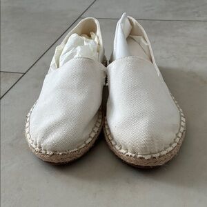 Classic White Woman’s Espadrilles Size 8